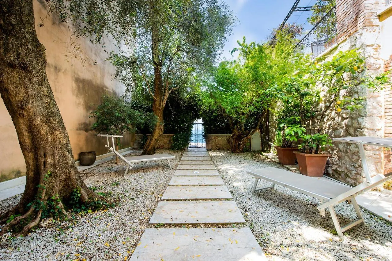 טורי דל בנקו Villa Le Terrazze איטליה